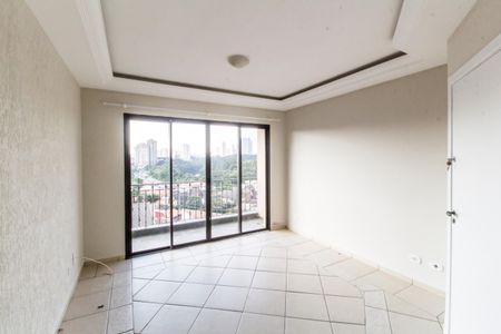 Sala  de apartamento para alugar com 3 quartos, 80m² em Jardim dos Camargos, Barueri