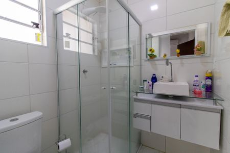 Casa à venda com 430m², 2 quartos e 8 vagasBanheiro Social