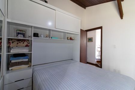 Casa à venda com 430m², 2 quartos e 8 vagasSuíte