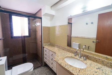 Apartamento à venda com 290m², 5 quartos e 3 vagasBanheiro Social