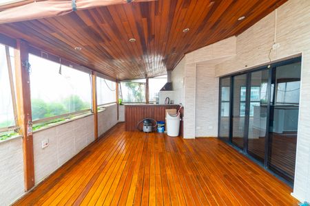 Apartamento à venda com 290m², 5 quartos e 3 vagasCobertura - Churrasqueira