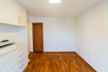 Apartamento à venda com 290m², 5 quartos e 3 vagasSuite 1