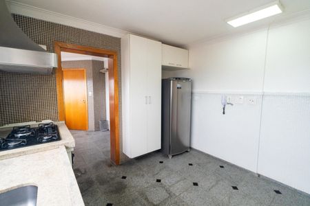 Apartamento à venda com 290m², 5 quartos e 3 vagasCozinha