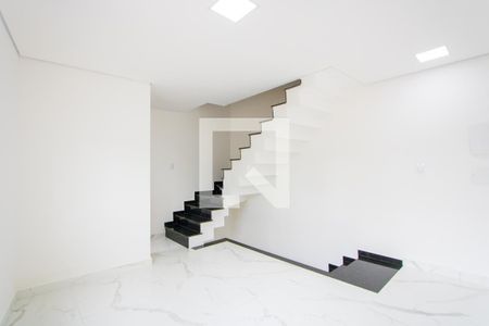 Casa à venda com 2 quartos, 117m² em Vila Alzira, Santo André