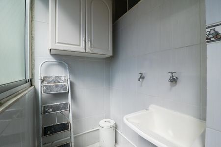 Apartamento à venda com 57m², 2 quartos e 1 vagaCozinha e Área de Serviço