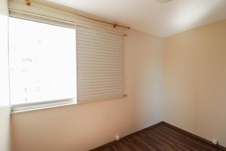 Apartamento à venda com 57m², 2 quartos e 1 vagaQuarto 2