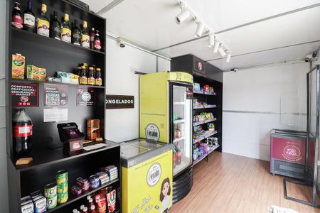 Apartamento à venda com 57m², 2 quartos e 1 vagaMercadinho