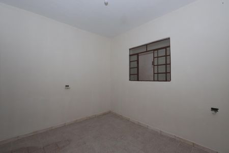 Casa para alugar com 50m², 2 quartos e 1 vagaSala