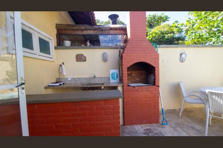 Casa de condomínio à venda com 200m², 3 quartos e 2 vagasCobertura