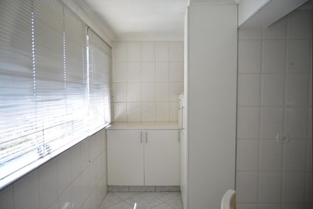 Casa à venda com 180m², 5 quartos e 3 vagasCozinha