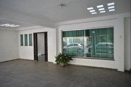 Casa à venda com 180m², 5 quartos e 3 vagasGaragem