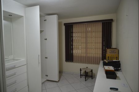 Casa à venda com 180m², 5 quartos e 3 vagasQuarto 4