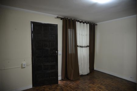 Casa à venda com 180m², 5 quartos e 3 vagasSala