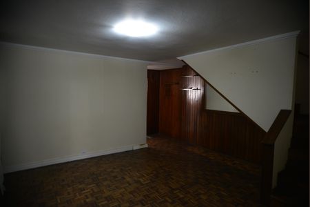 Casa à venda com 180m², 5 quartos e 3 vagasSala