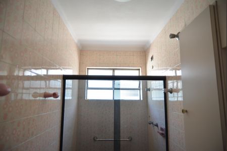 Casa à venda com 180m², 5 quartos e 3 vagasBanheiro da Suíte