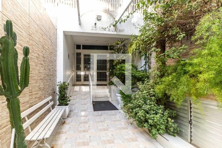 Apartamento para alugar com 72m², 2 quartos e sem vaga Apartamento para alugar com 72m², 2 quartos e sem vagaFachada