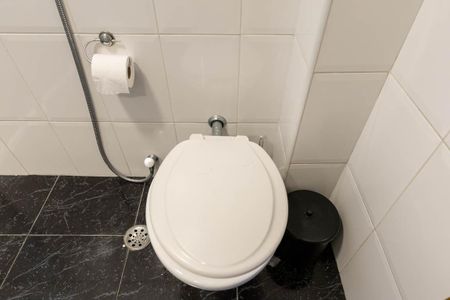 Apartamento para alugar com 72m², 2 quartos e sem vaga Apartamento para alugar com 72m², 2 quartos e sem vagaBanheiro