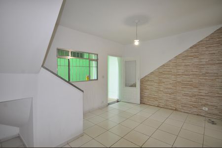 Sala de casa à venda com 2 quartos, 65m² em Vila Medeiros, São Paulo