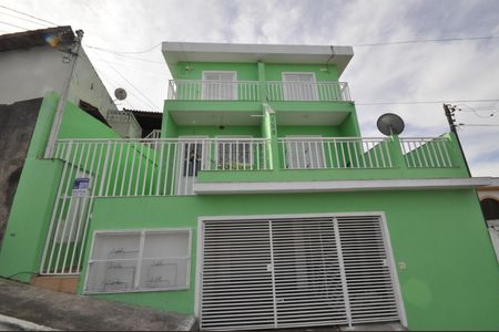 Casa à venda com 65m², 2 quartos e 1 vagaFachada