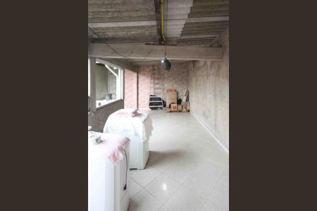 Casa à venda com 111m², 3 quartos e 1 vagaÁrea de Serviço