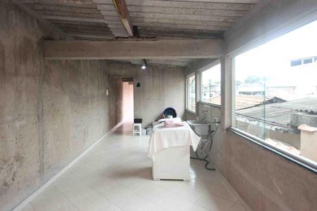 Casa à venda com 111m², 3 quartos e 1 vagaÁrea de Serviço