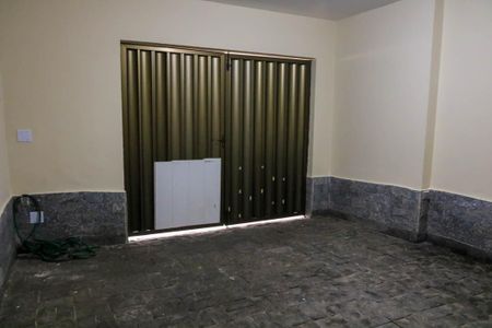 Casa de condomínio à venda com 120m², 3 quartos e 1 vaga Casa de condomínio à venda com 120m², 3 quartos e 1 vagaGaragem