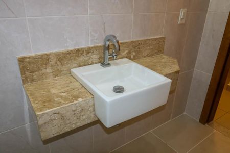 Casa de condomínio à venda com 120m², 3 quartos e 1 vaga Casa de condomínio à venda com 120m², 3 quartos e 1 vagaBanheiro Social