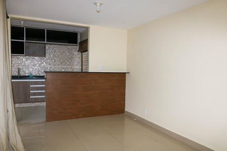 Sala de casa de condomínio para alugar com 3 quartos, 120m² em Todos Os Santos, Rio de Janeiro