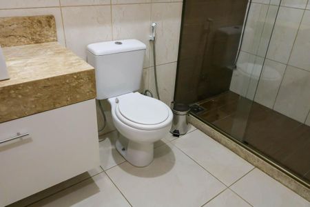 Casa de condomínio à venda com 120m², 3 quartos e 1 vaga Casa de condomínio à venda com 120m², 3 quartos e 1 vagaBanheiro do Quarto Suite