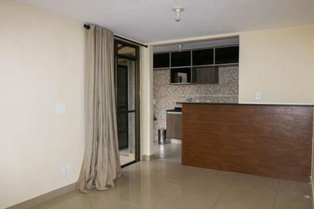 Casa de condomínio à venda com 120m², 3 quartos e 1 vaga Casa de condomínio à venda com 120m², 3 quartos e 1 vagaSala