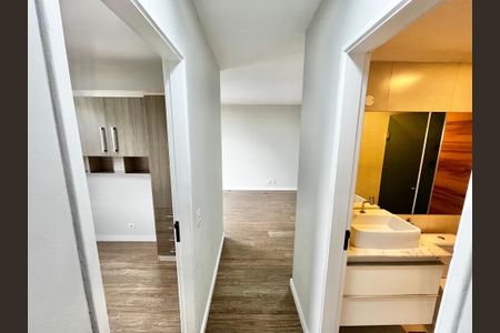 Apartamento à venda com 75m², 3 quartos e 1 vagaCorredor