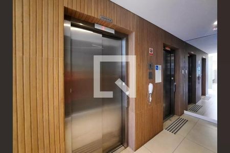 Studio à venda com 25m², 1 quarto e sem vagaÁrea comum - Hall Elevadores