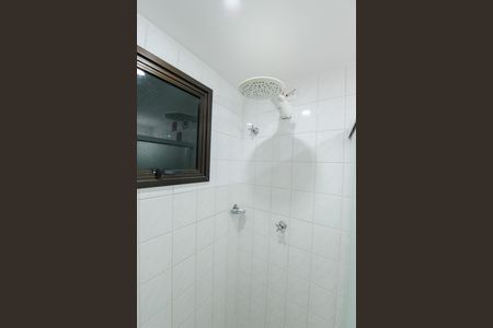 Banheiro da Suíte de apartamento para alugar com 1 quarto, 48m² em Jardim das Nações, Taubaté