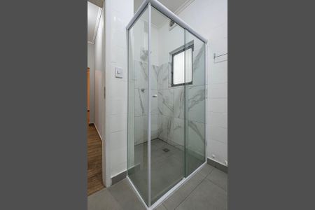 Banheiro de apartamento para alugar com 2 quartos, 86m² em Pinheiros, São Paulo