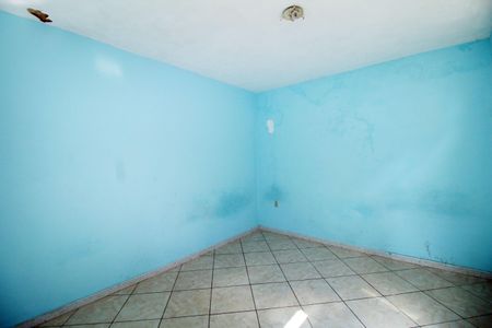 Quarto de casa para alugar com 1 quarto, 70m² em Váz Lobo, Rio de Janeiro