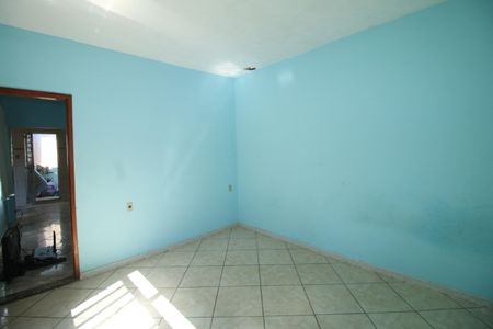 Quarto de casa para alugar com 1 quarto, 70m² em Váz Lobo, Rio de Janeiro