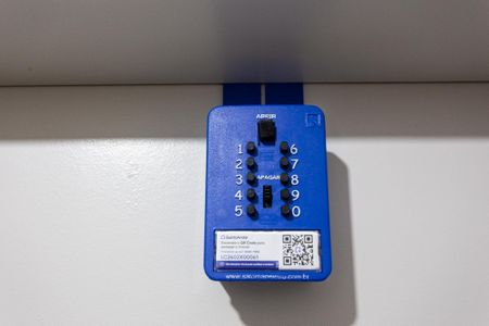 Apartamento para alugar com 48m², 2 quartos e 1 vagalockbox