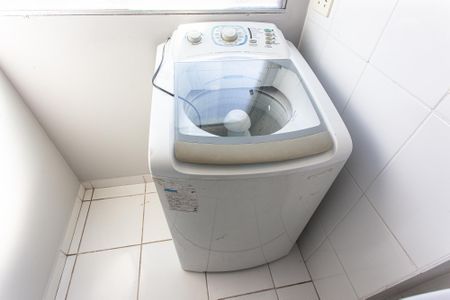 Apartamento para alugar com 48m², 2 quartos e 1 vagaÁrea de Serviço - Máquina de Lavar
