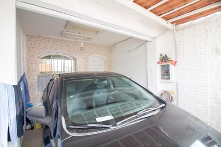 Casa à venda com 115m², 3 quartos e 1 vaga Casa à venda com 115m², 3 quartos e 1 vagaGaragem