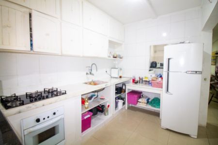 Casa à venda com 115m², 3 quartos e 1 vaga Casa à venda com 115m², 3 quartos e 1 vagaCozinha
