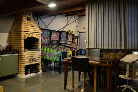 Apartamento à venda com 108m², 2 quartos e 2 vagasCobertura