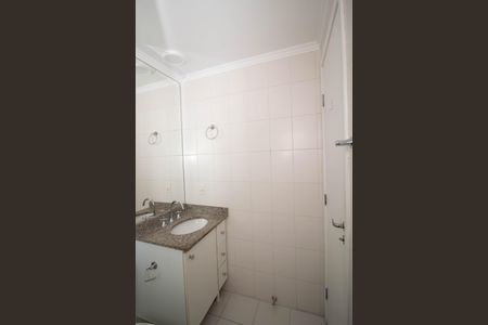 Apartamento à venda com 75m², 2 quartos e 2 vagas Apartamento à venda com 75m², 2 quartos e 2 vagasBanheiro da Suíte