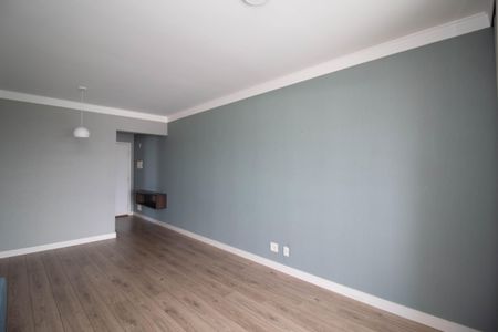Apartamento à venda com 75m², 2 quartos e 2 vagas Apartamento à venda com 75m², 2 quartos e 2 vagasSala