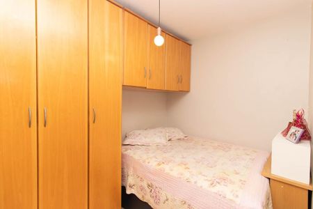 Casa à venda com 143m², 3 quartos e 2 vagasQuarto 2