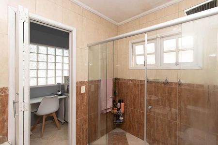 Casa à venda com 143m², 3 quartos e 2 vagasBanheiro da Suíte