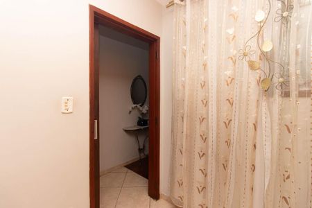 Casa à venda com 143m², 3 quartos e 2 vagasQuarto 2