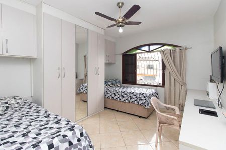 Casa à venda com 143m², 3 quartos e 2 vagasQuarto 1