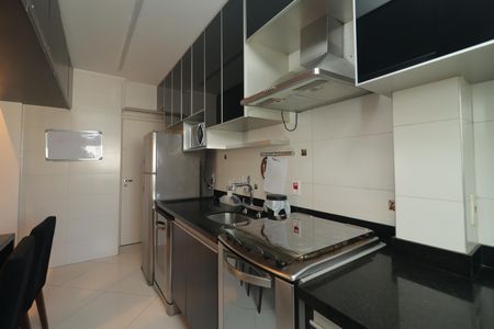 Apartamento para alugar com 94m², 3 quartos e 2 vagasCozinha