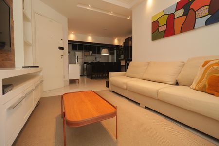 Apartamento para alugar com 94m², 3 quartos e 2 vagasSala