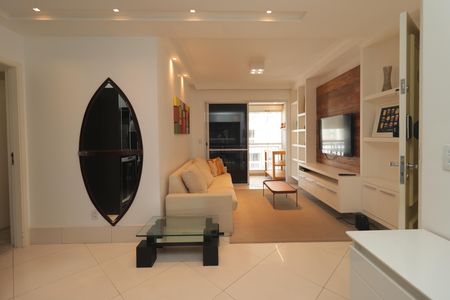 Apartamento para alugar com 94m², 3 quartos e 2 vagasSala